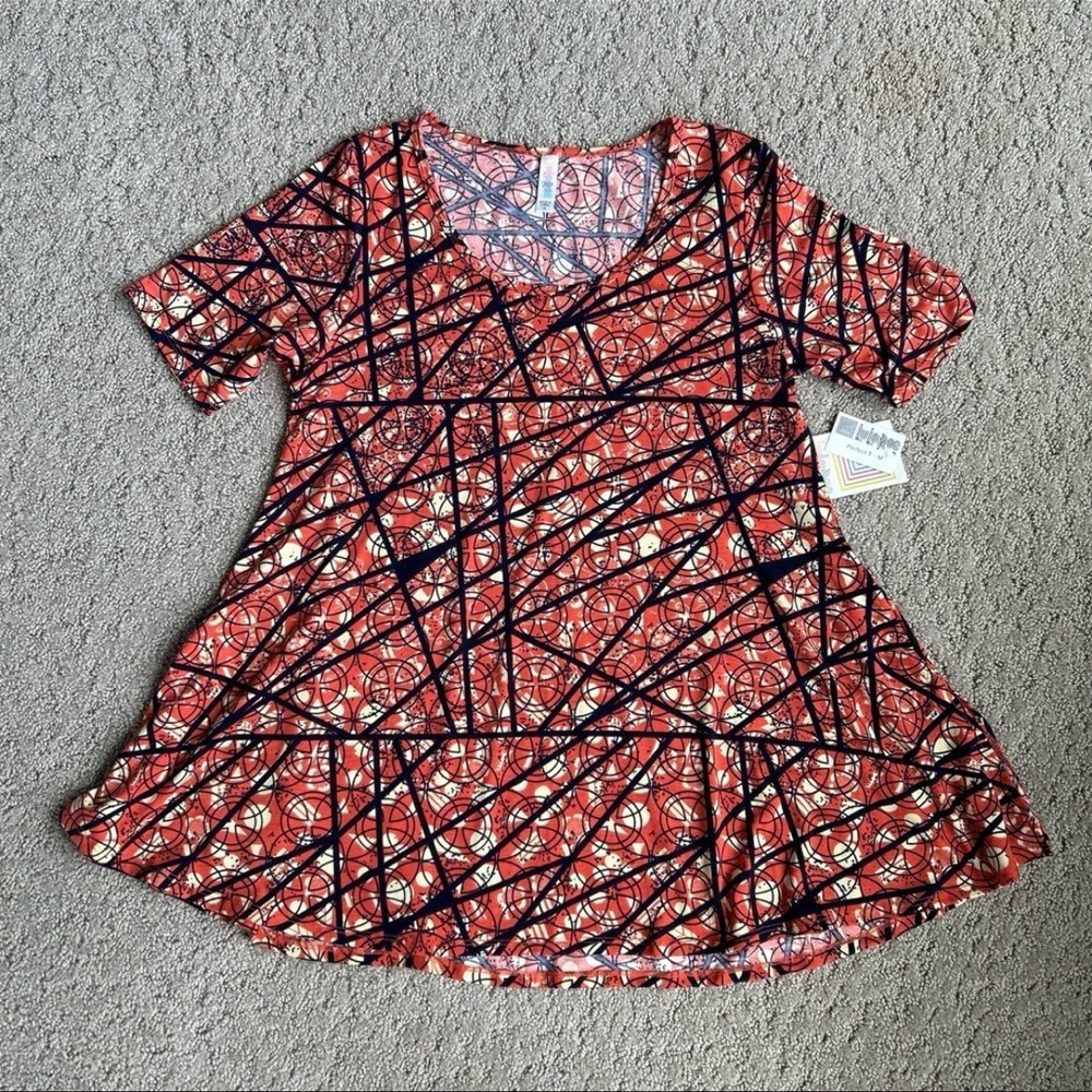 LuLaRoe Perfect Tee Size Orange Splatter Medium NWT